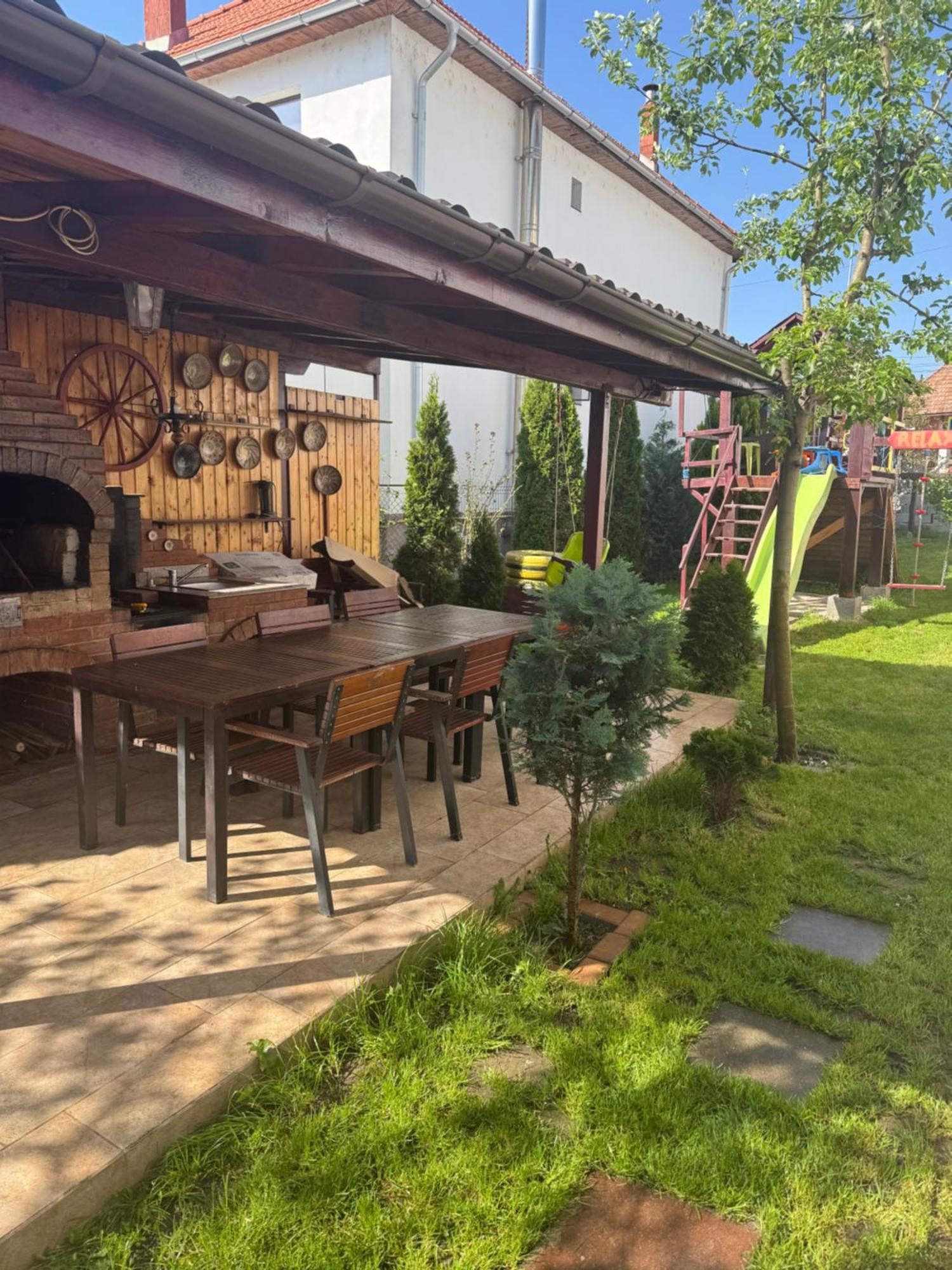 Pensiunea Casa Rica Călimăneşti 外观 照片